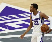 包含夏季联赛战况：洛杉矶湖人防线稳固，巴黎圣日耳曼进攻受阻，石宇奇成最佳的词条